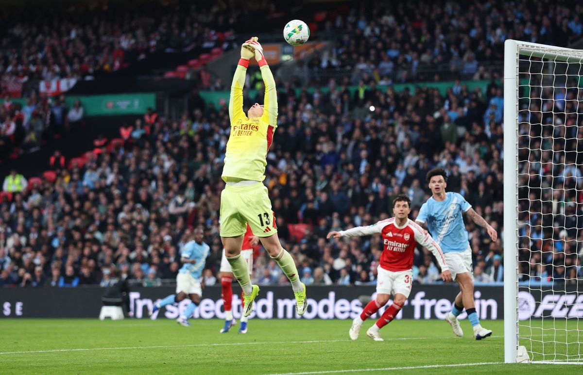 Kepa Arrizabalaga makes a big mistake during Arsenal vs Manchester City at Wembley