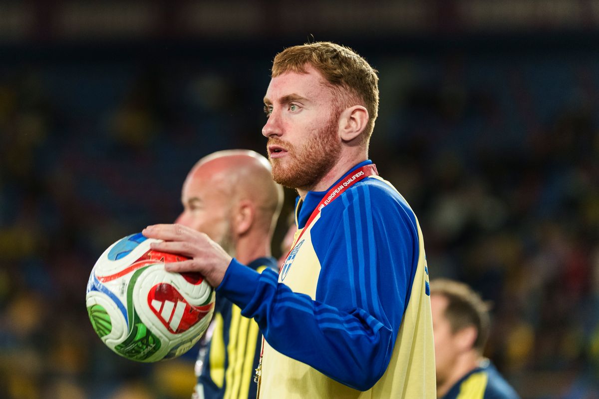 Tottenham striker Dejan Kulusevski is still talking about his knee injury as he expects to return after joining up with his Swedish team-mates.