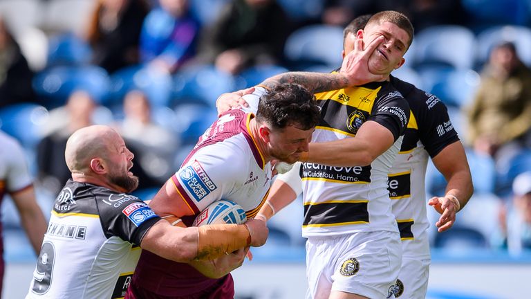 Fenton Rogers challenges York Knights' Will Roberts as Paul McShane advances