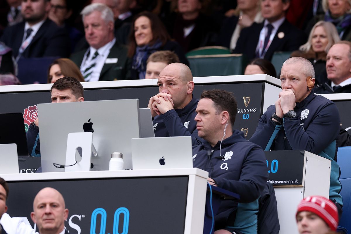 Borthwick dealt with a new challenge as the Welshman joined his rivals and Faletau made the decision.