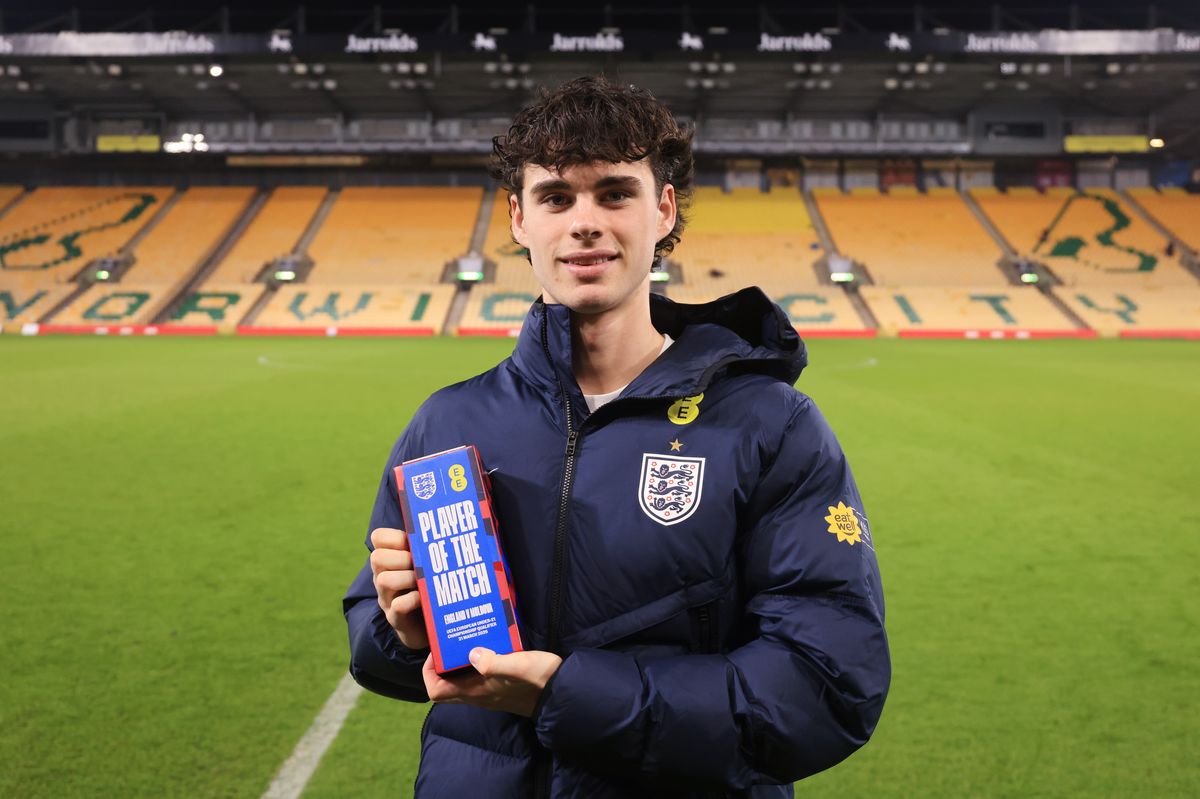 England's Archie Gray poses for a photo with the Player Of The Match award after the UEFA U21 EURO 2027 Qualifier between England and Moldova at Carrow Road on March 31, 2026 in Norwich, England.