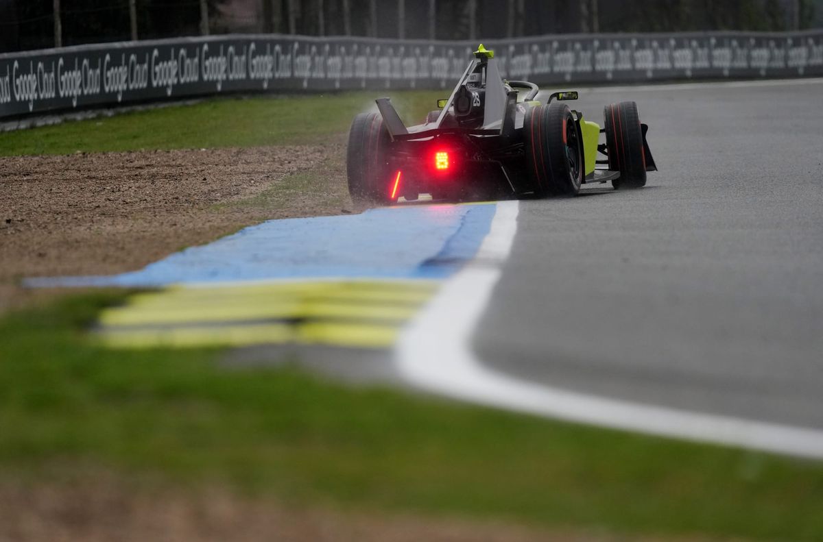 Is this team cursing the second seat claiming another big victim?