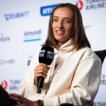 Stuttgart Media Day: Swiatek talks to Roig hira, training at the Rafa Nadal Academy