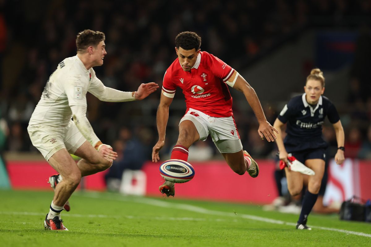 Wales teams are battling to land new World Cup star Wales and marks Rio Dyer